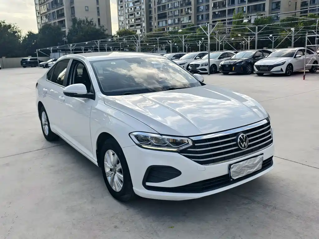 Volkswagen Lavida — миниатюра 3
