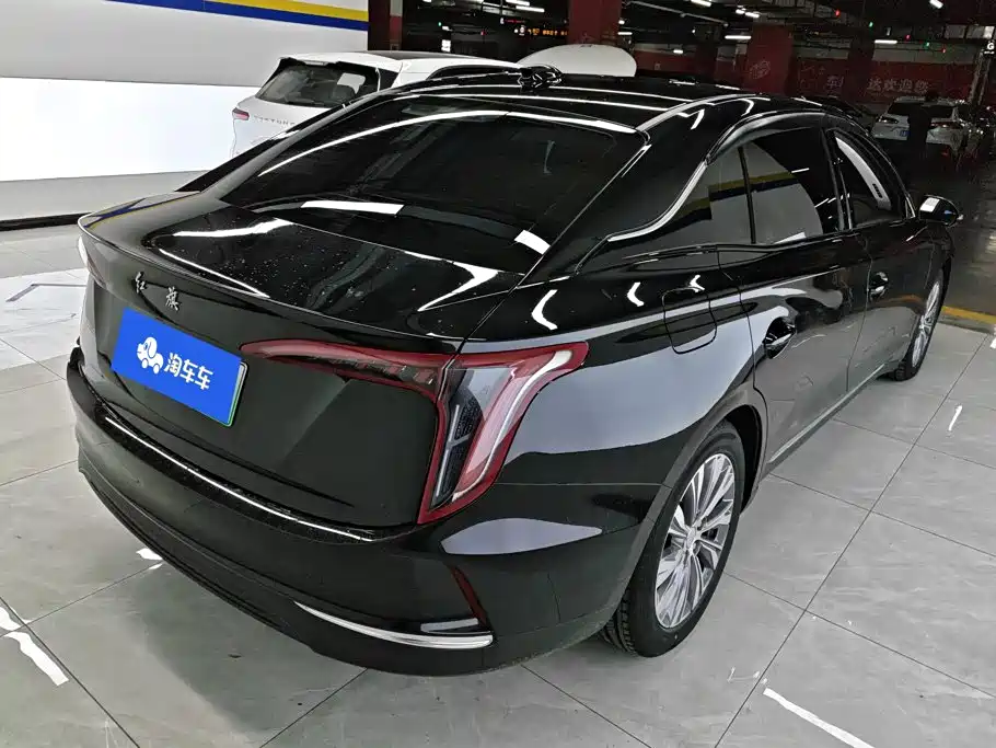 Hongqi Hongqi E-QM5 — миниатюра 3
