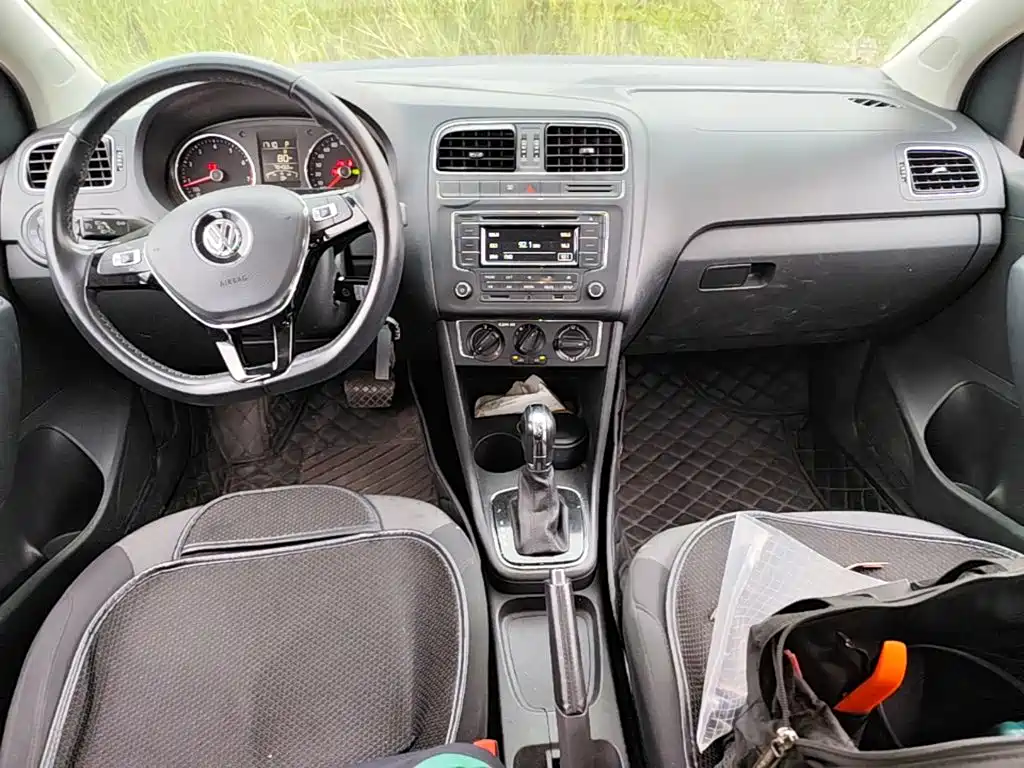 Volkswagen Polo — миниатюра 14