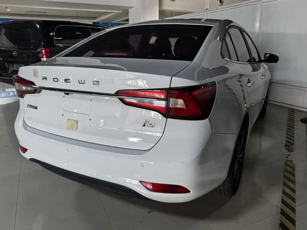 ROEWE I5