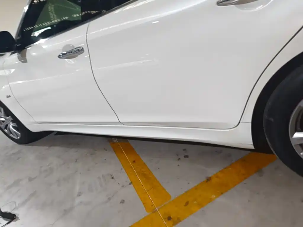 Infiniti Q70 — миниатюра 22