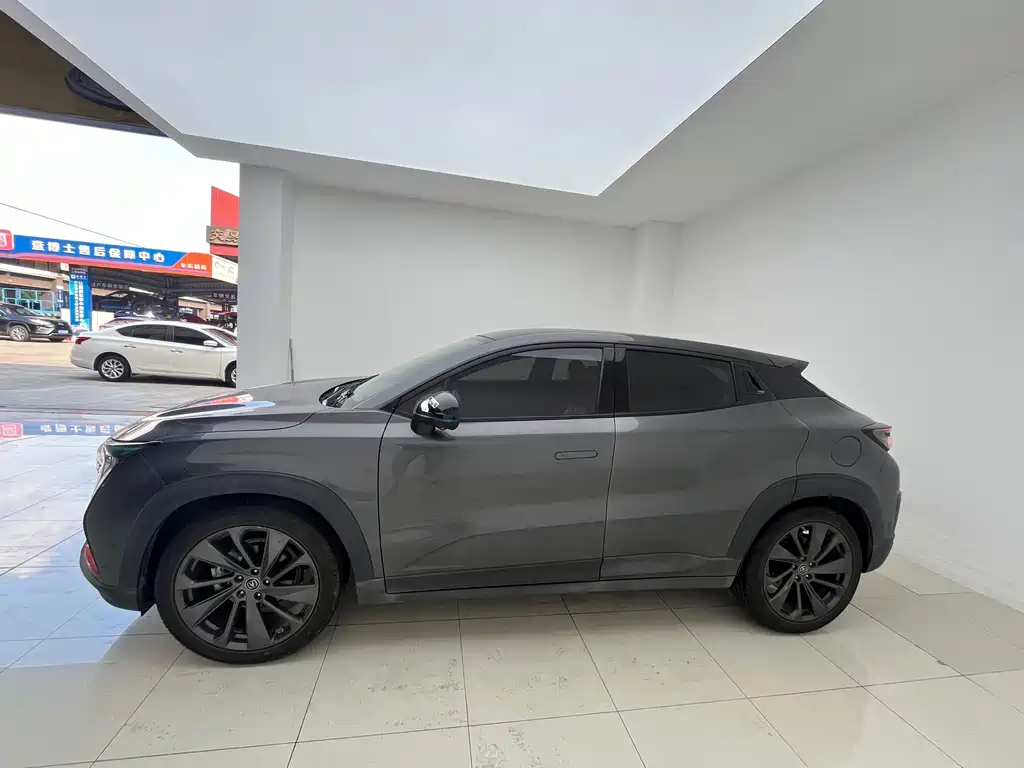 Changan UNI-T — миниатюра 4