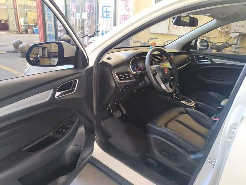 Roewe RX3 — миниатюра 16