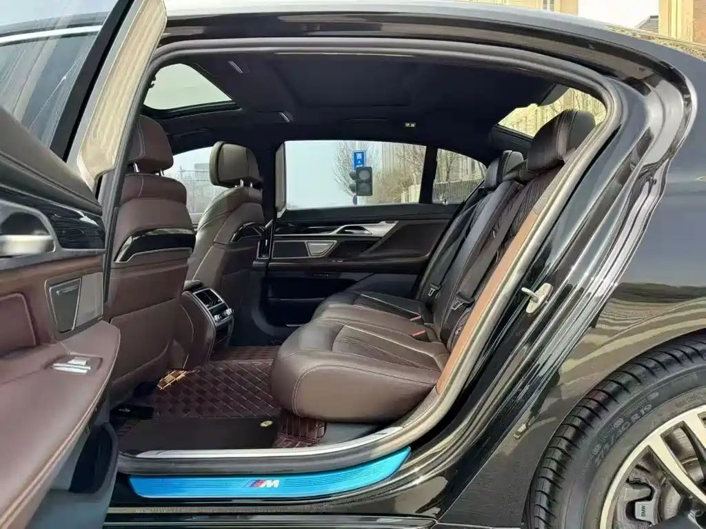 BMW 7 Series 7 2019 730Li M Sport