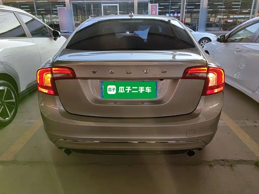 Volvo S60 — миниатюра 6