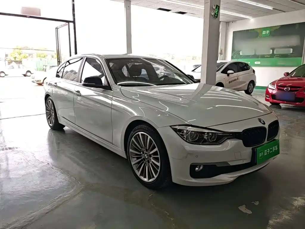 BMW 3 Series — миниатюра 4