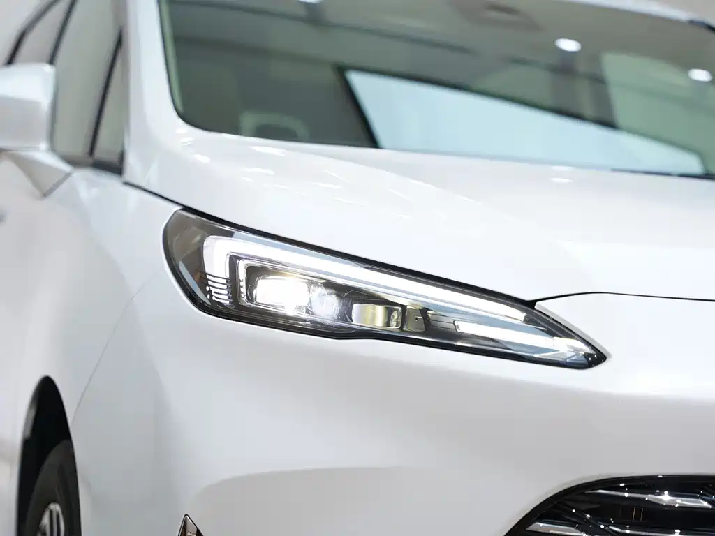 Buick GL8 2025 Premium