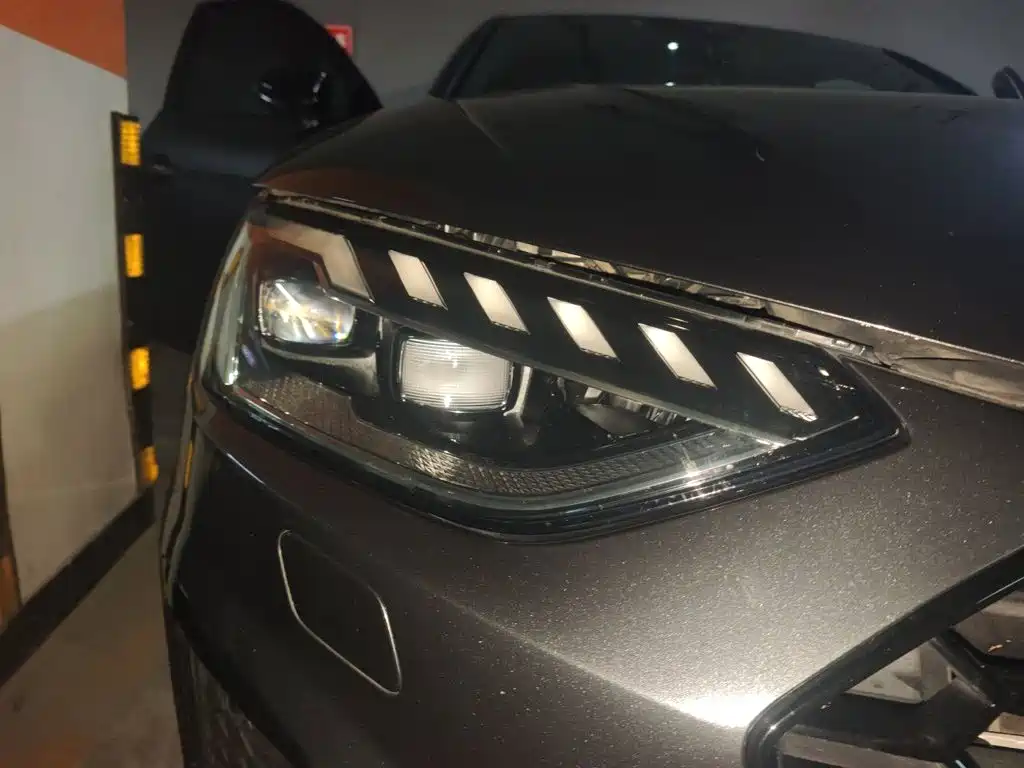 Audi A4L — миниатюра 7