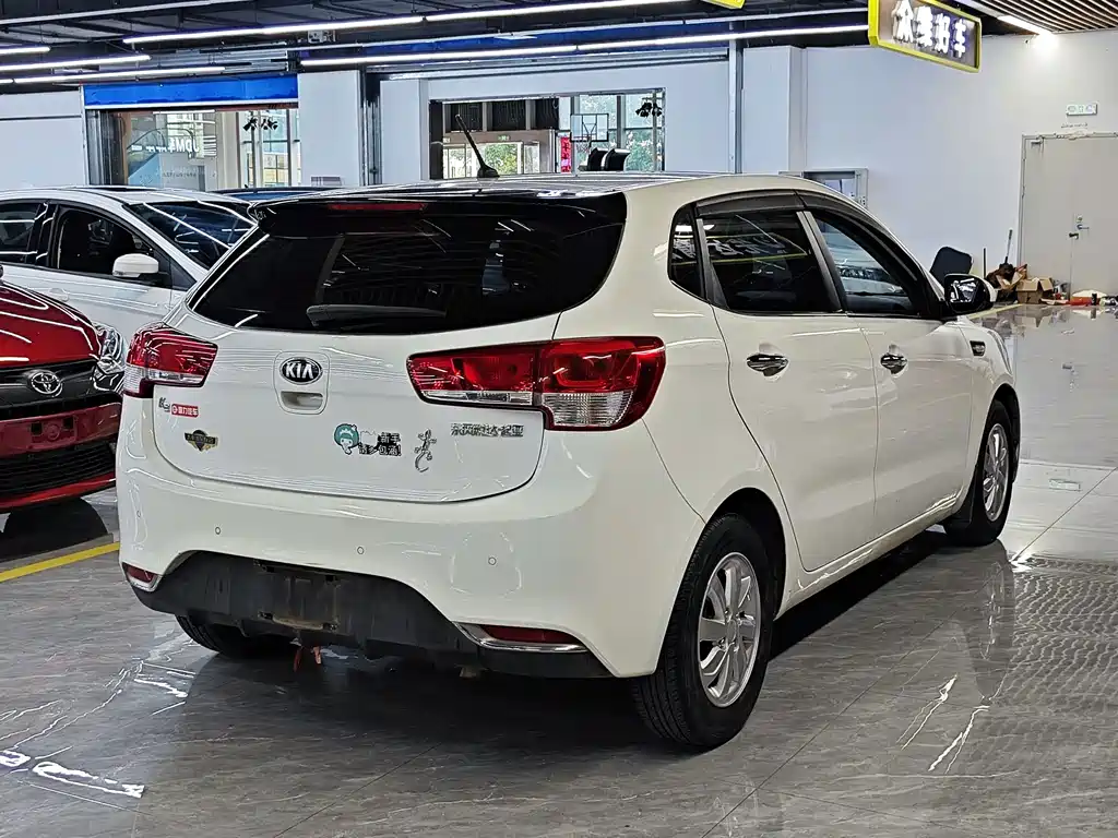 Kia K2 — миниатюра 7