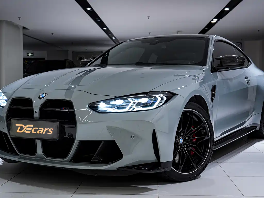 BMW M4 2021 M4