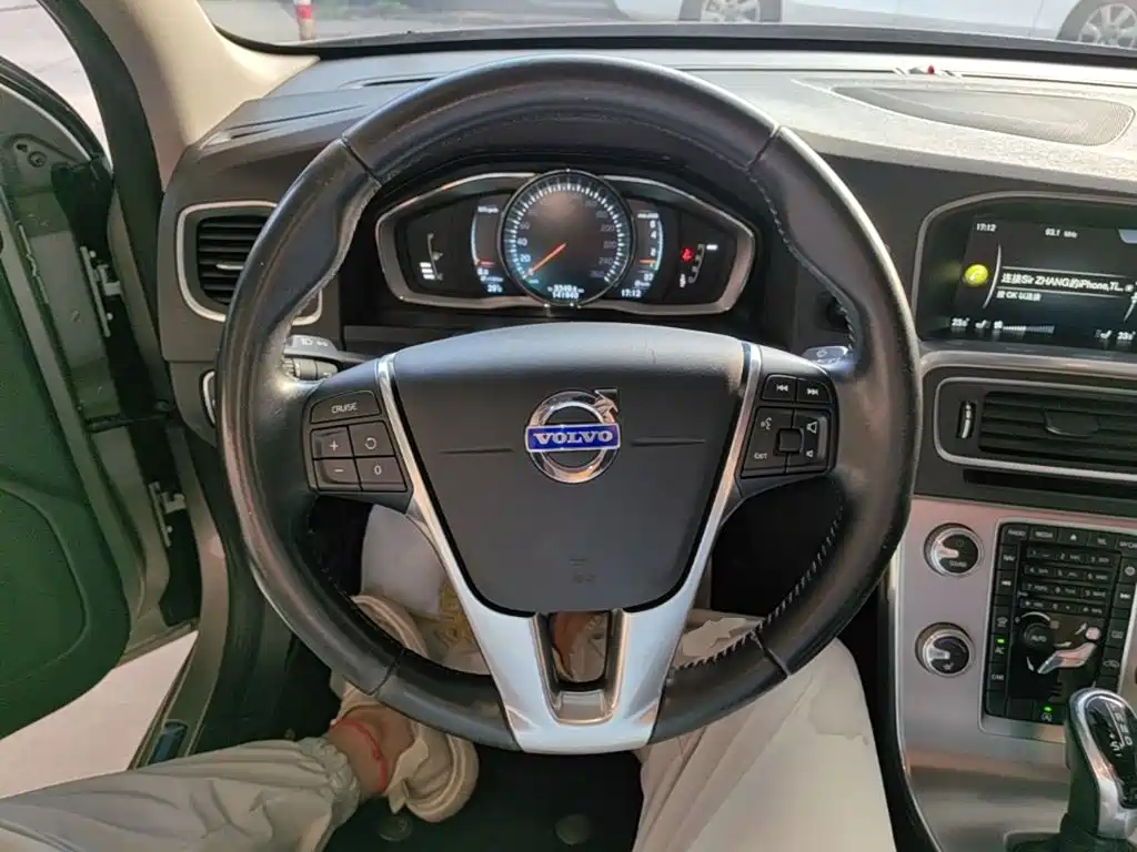 Volvo S60 — миниатюра 11