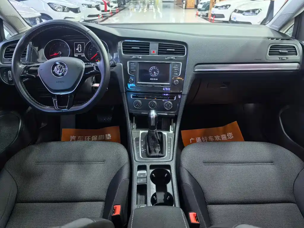 Volkswagen Golf — миниатюра 5
