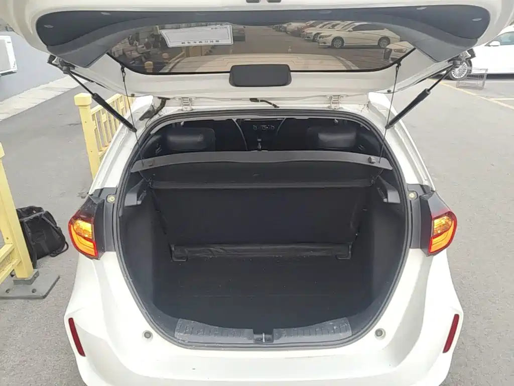 Honda Fit — миниатюра 19