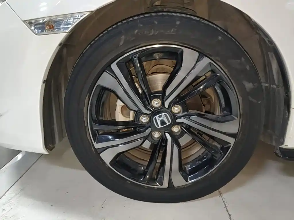 Honda Civic — миниатюра 23