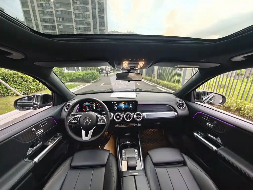 Mercedes-Benz GLB — миниатюра 6