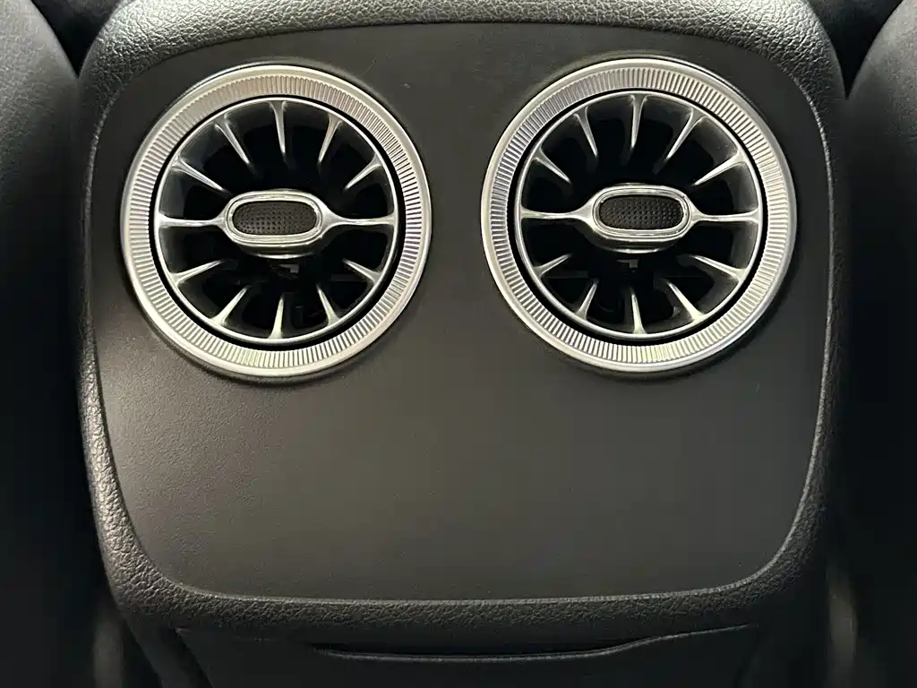 Mercedes-Benz CLS — миниатюра 23