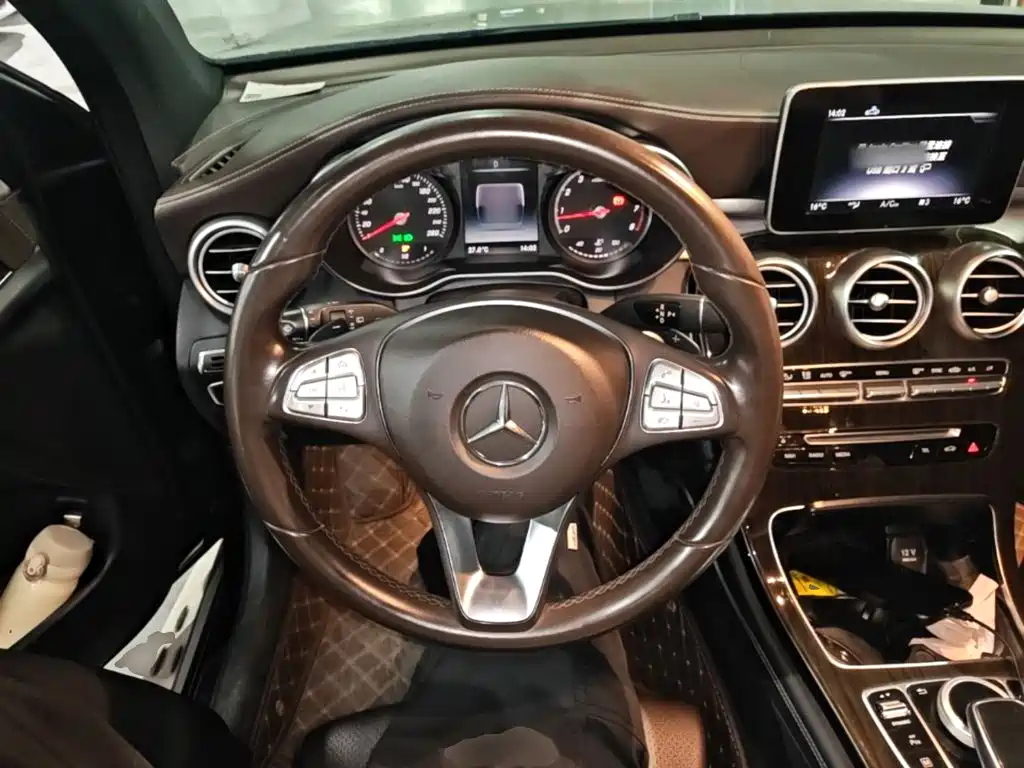 Mercedes-Benz GLC — миниатюра 11
