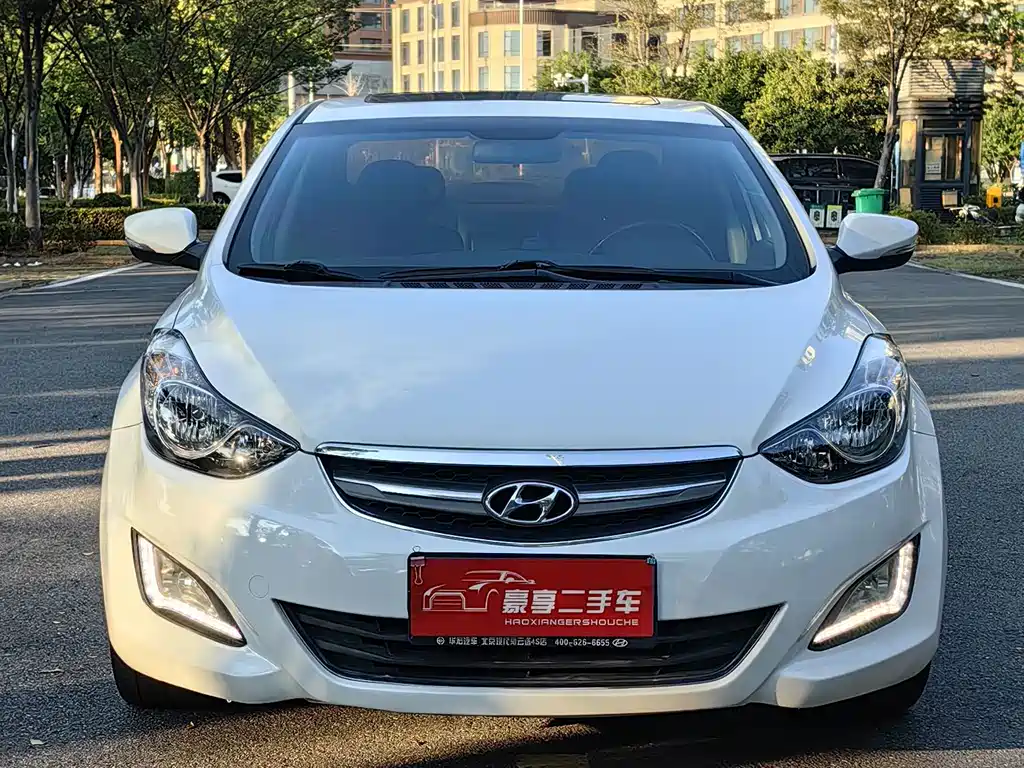 Hyundai Elantra Langdong — миниатюра 2