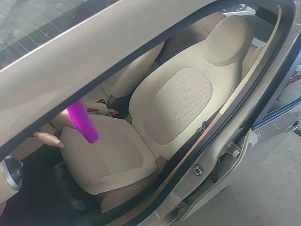Wuling MINIEV — миниатюра 15