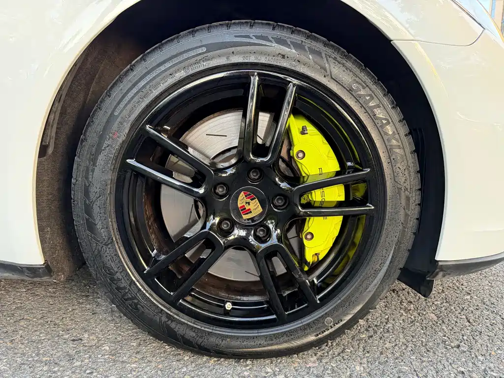 Porsche Panamera Hybrid — миниатюра 17