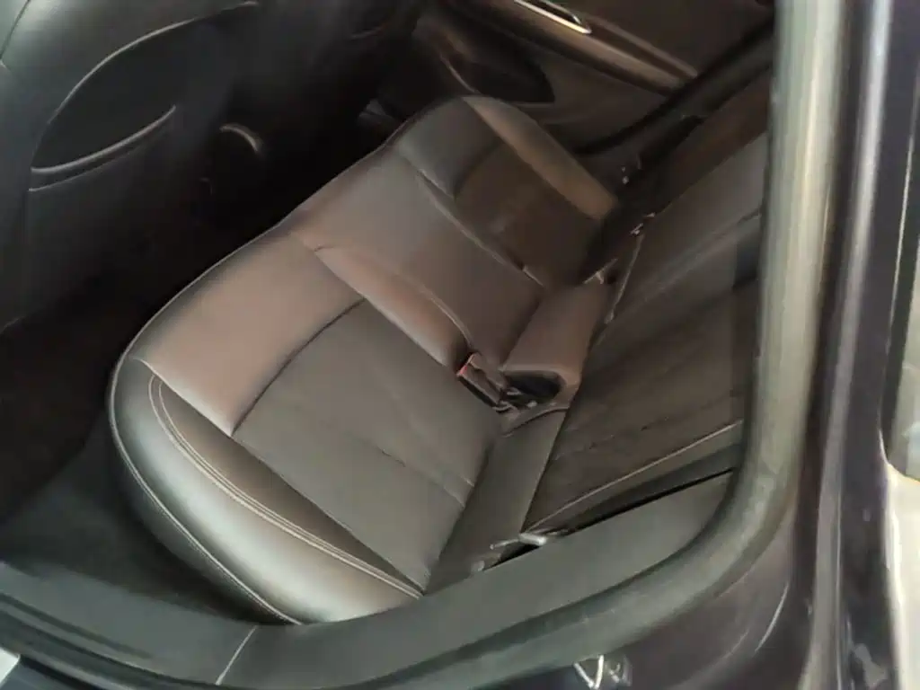 Buick Verano — миниатюра 17