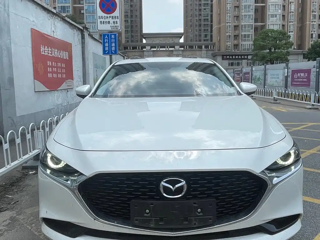 Mazda 3 Axela — миниатюра 2