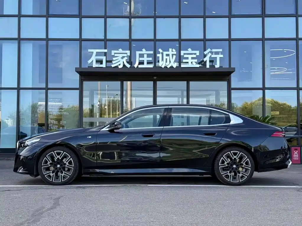BMW 5 Series 5 2025 530Li Premium M Sport
