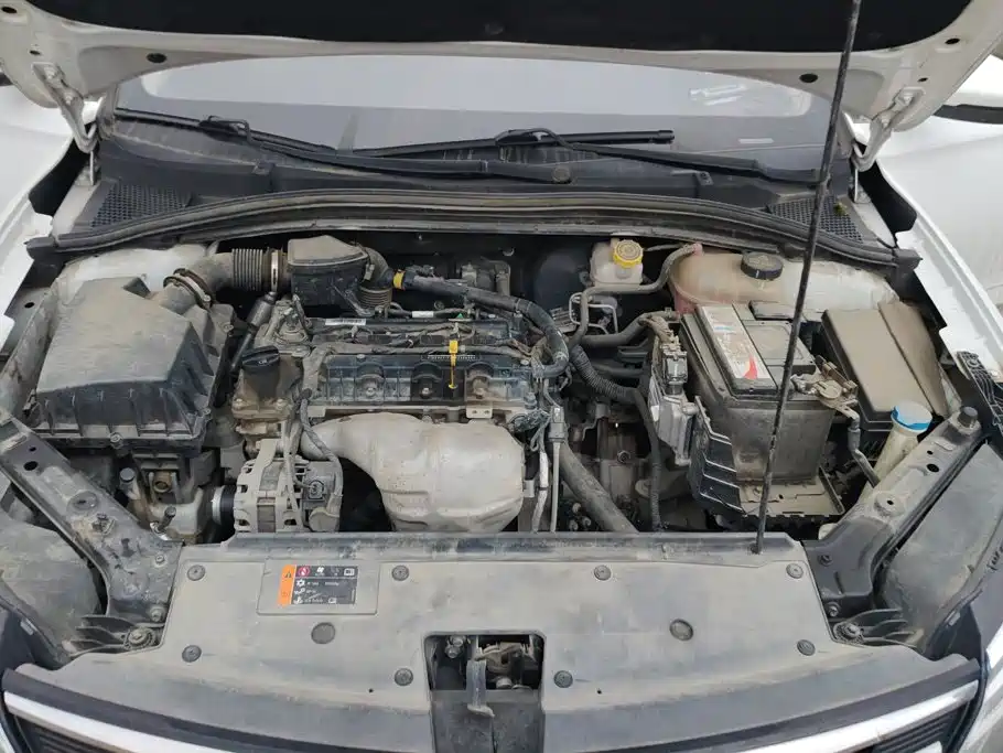Roewe i5 — миниатюра 10