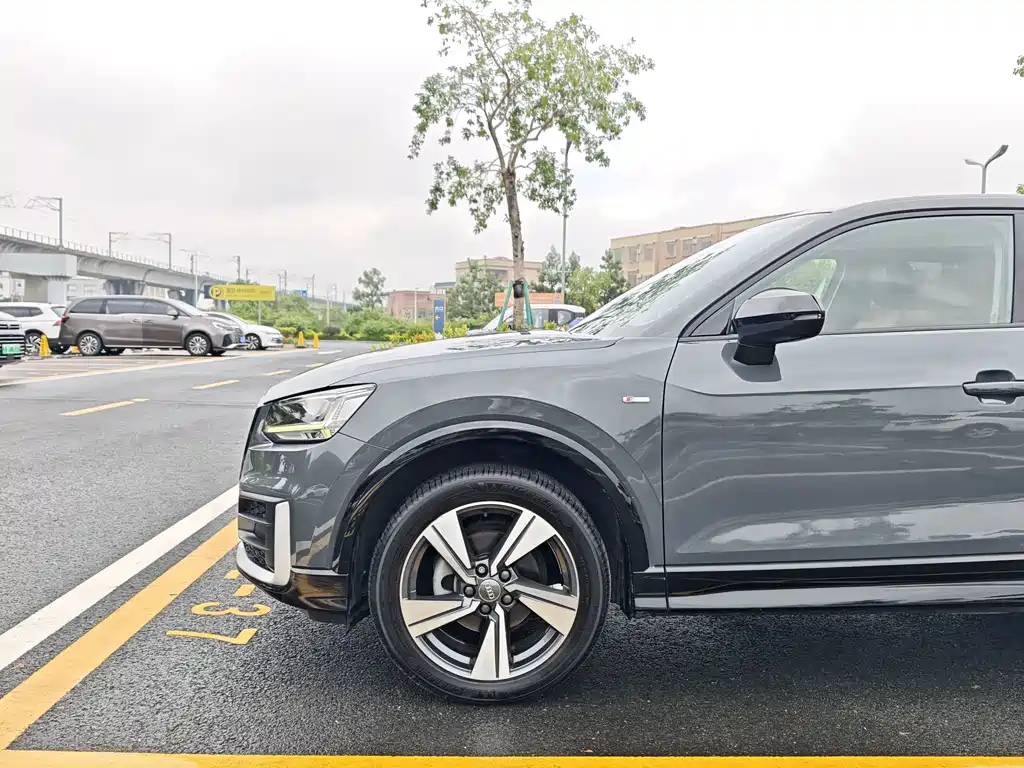 Audi Q2L — миниатюра 21