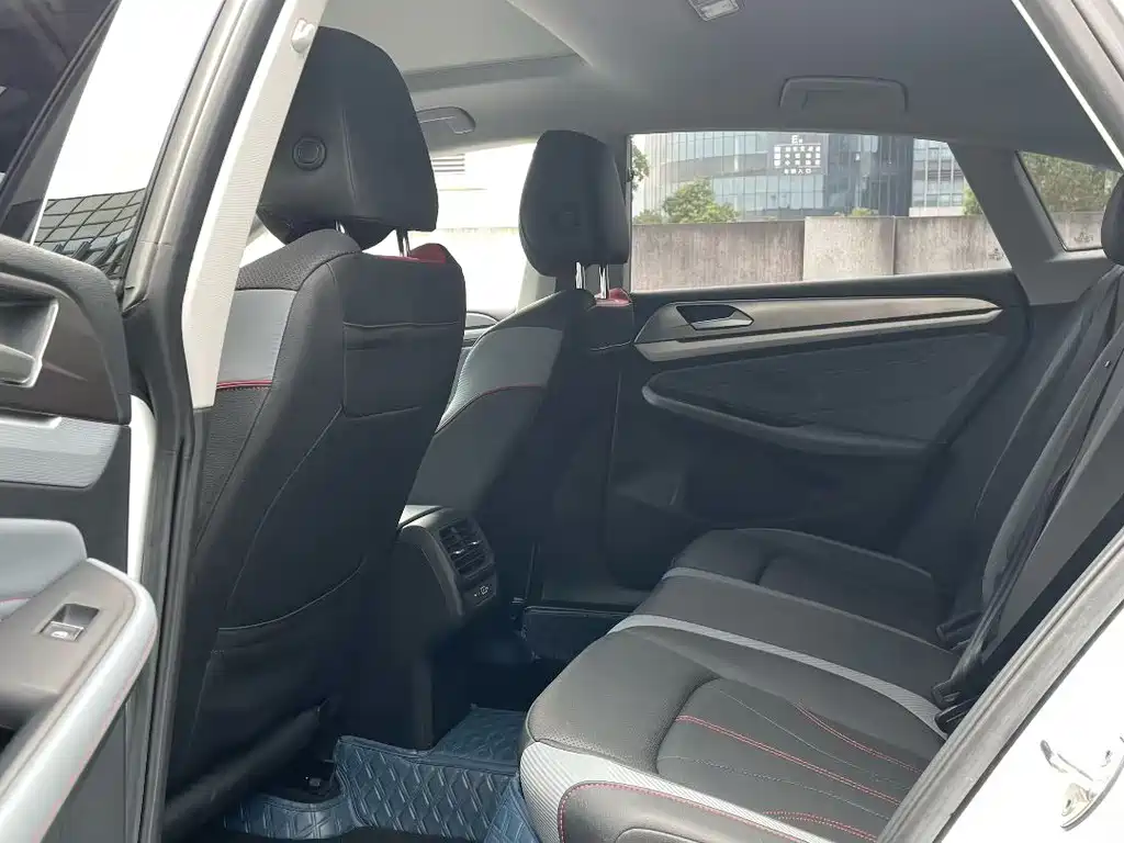 Volkswagen Lamando — миниатюра 9