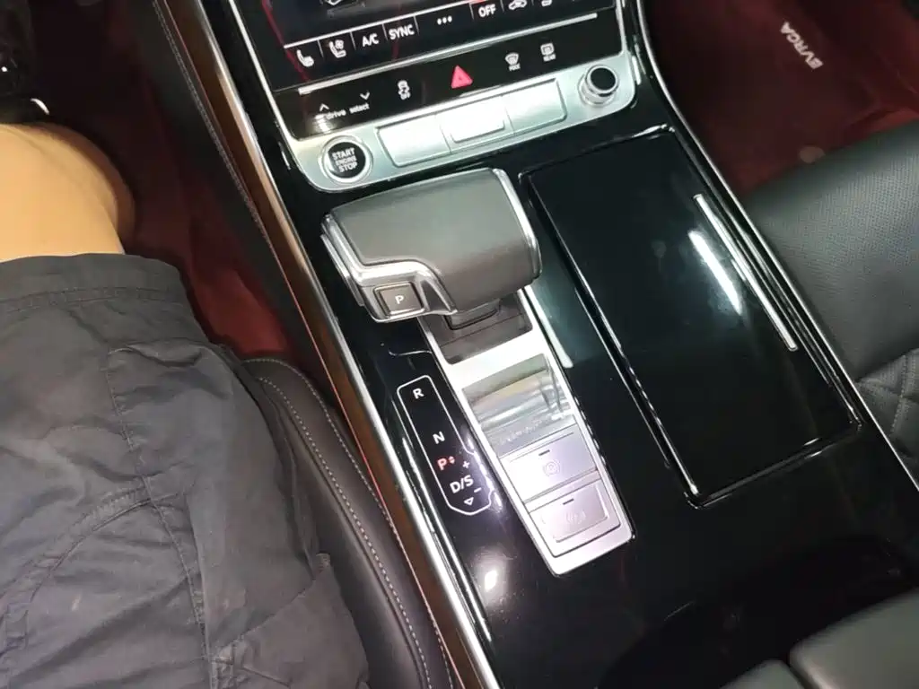 Audi A8 — миниатюра 14