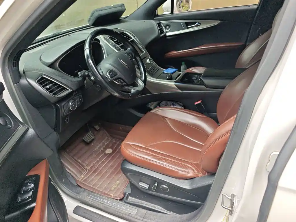 Lincoln MKX — миниатюра 8