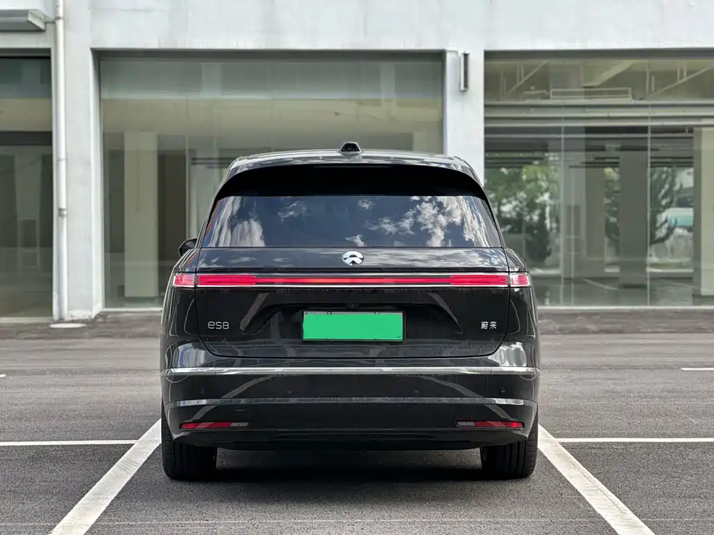NIO ES8 — миниатюра 5