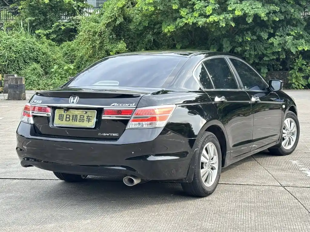 Honda Accord — миниатюра 3