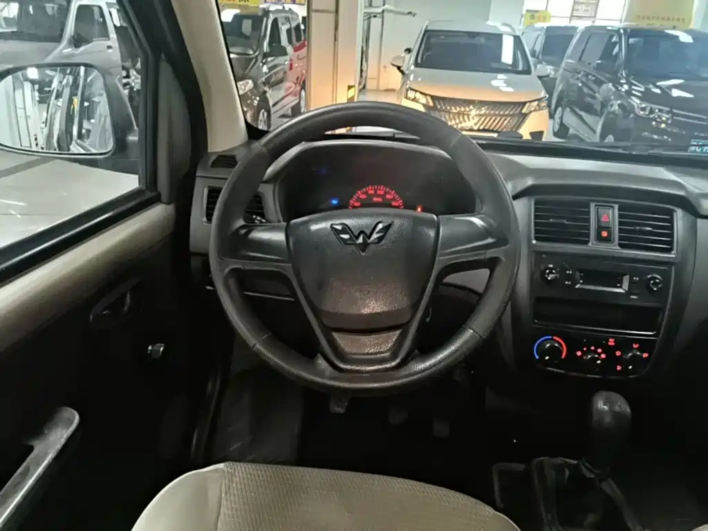 Wuling Rongguang — миниатюра 11