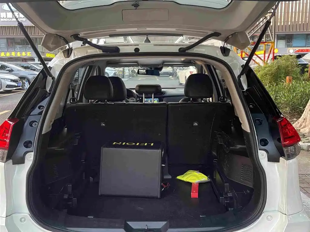 Nissan X-Trail — миниатюра 22