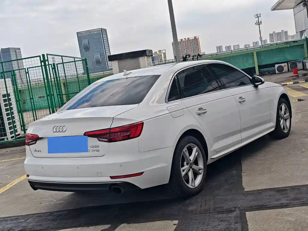 Audi A4L — миниатюра 4