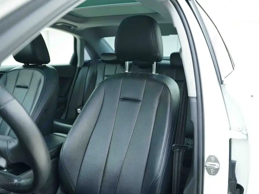 Audi A4L — миниатюра 13