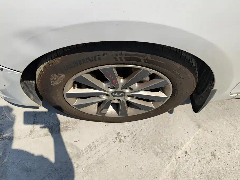 Hyundai Mistra — миниатюра 6