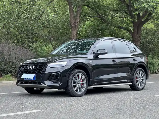 AUDI  Q5L 2022