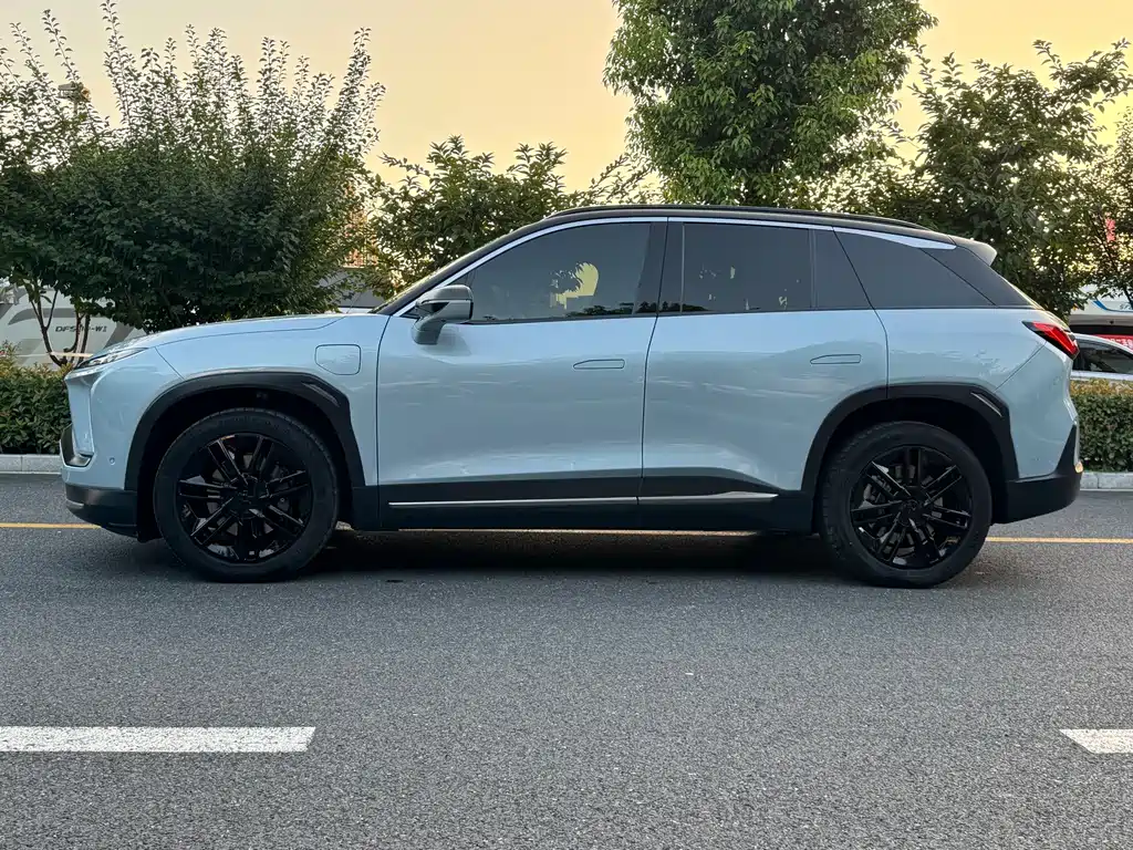NIO ES6 — миниатюра 5