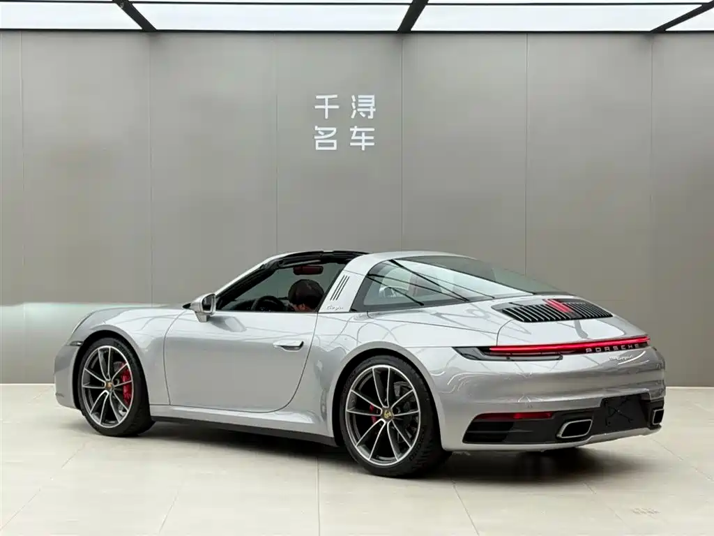Porsche 911 2023 Targa 4 3.0T