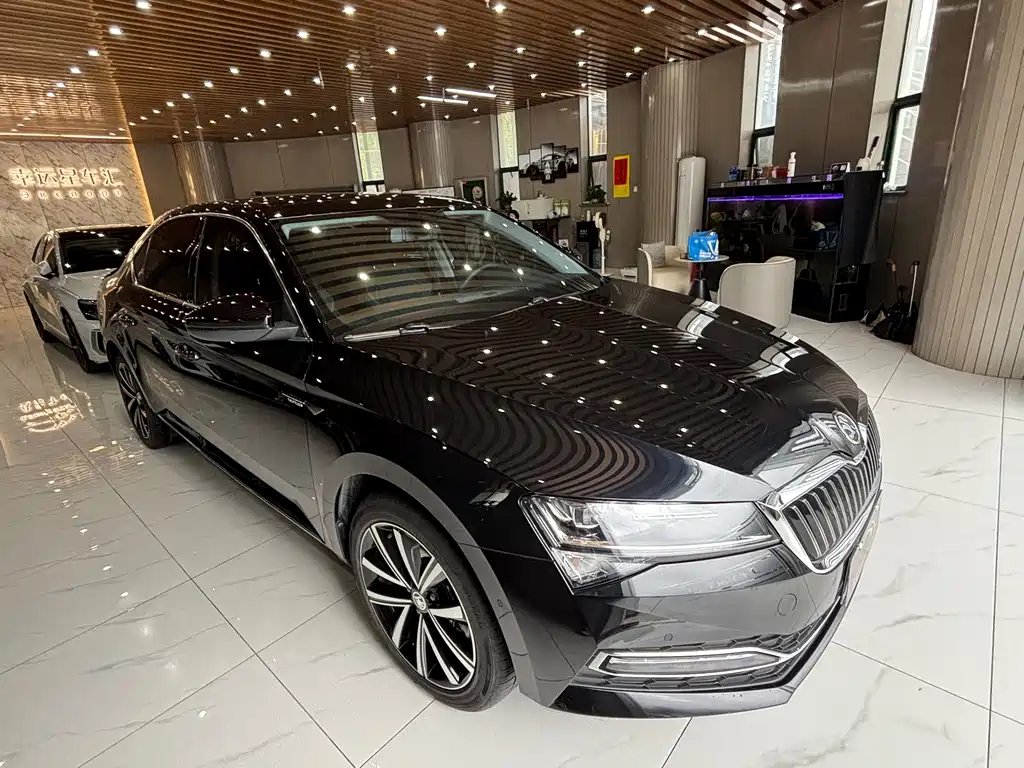 Skoda Superb 2025 TSI280 DSG Premium
