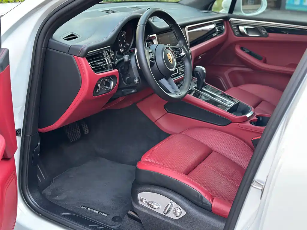 Porsche Macan — миниатюра 9