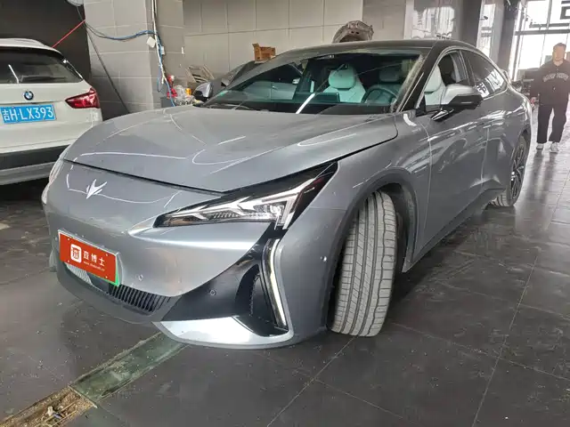 ARCFOX EXTREME FOX POLAR FOX ALPHA S5 2025