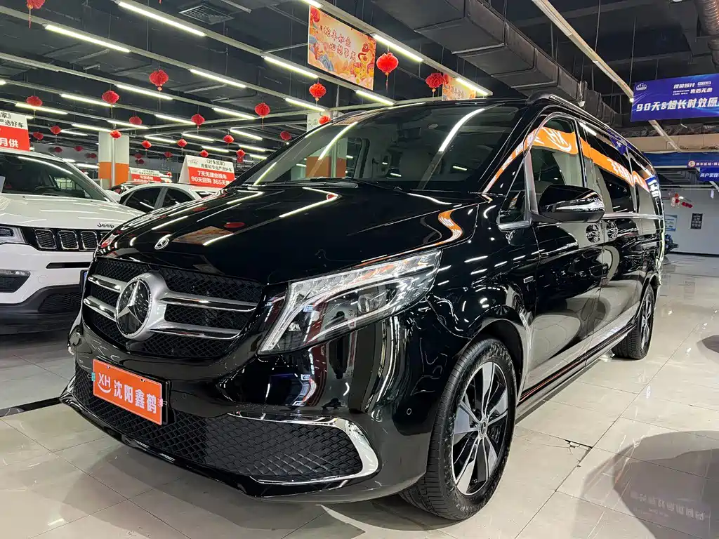 MERCEDES-BENZ V CLASS