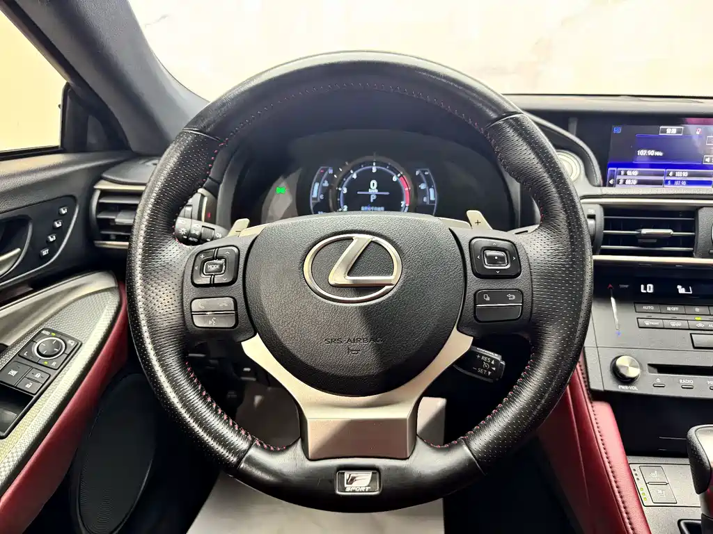 Lexus RC — миниатюра 14