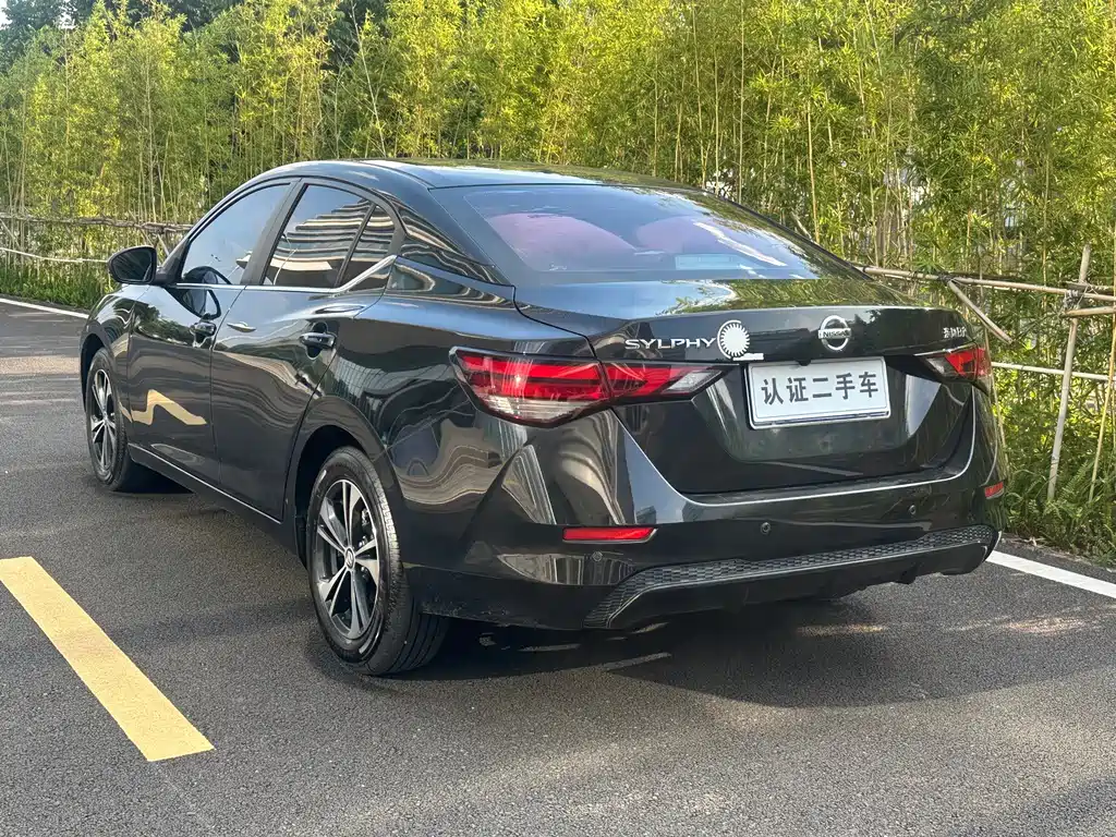 Nissan Sylphy — миниатюра 4