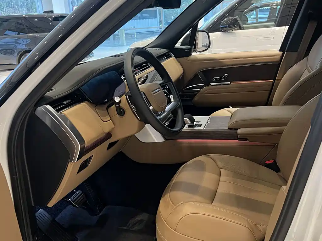 Land Rover Range Rover — миниатюра 6