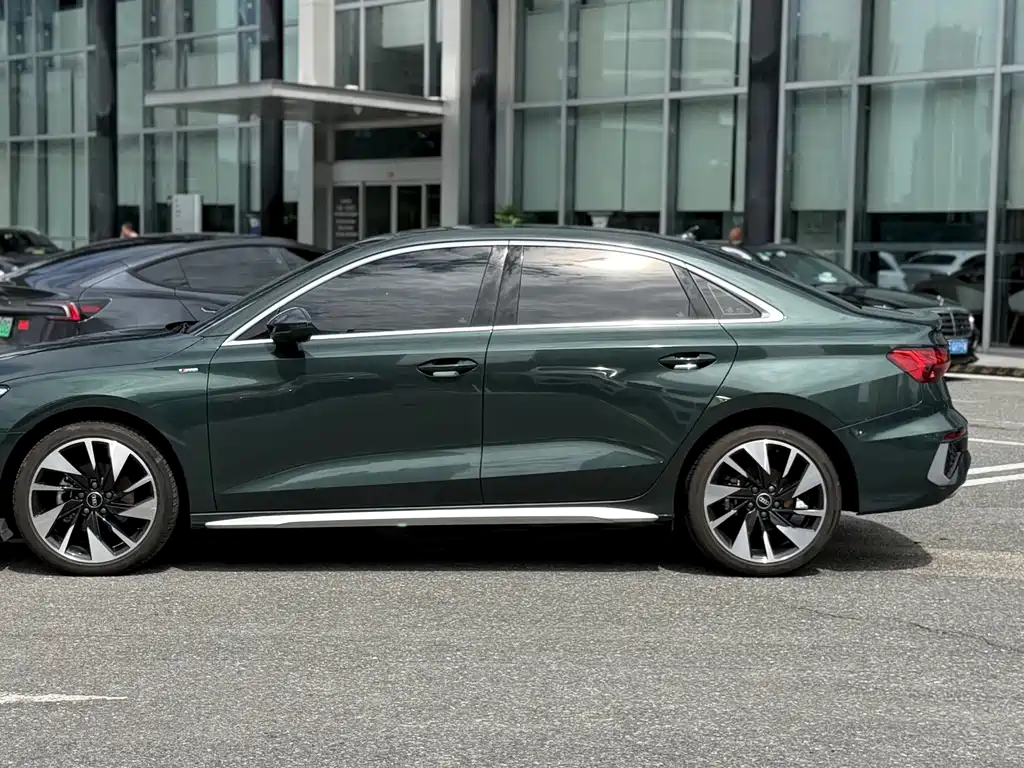 Audi A3 — миниатюра 4